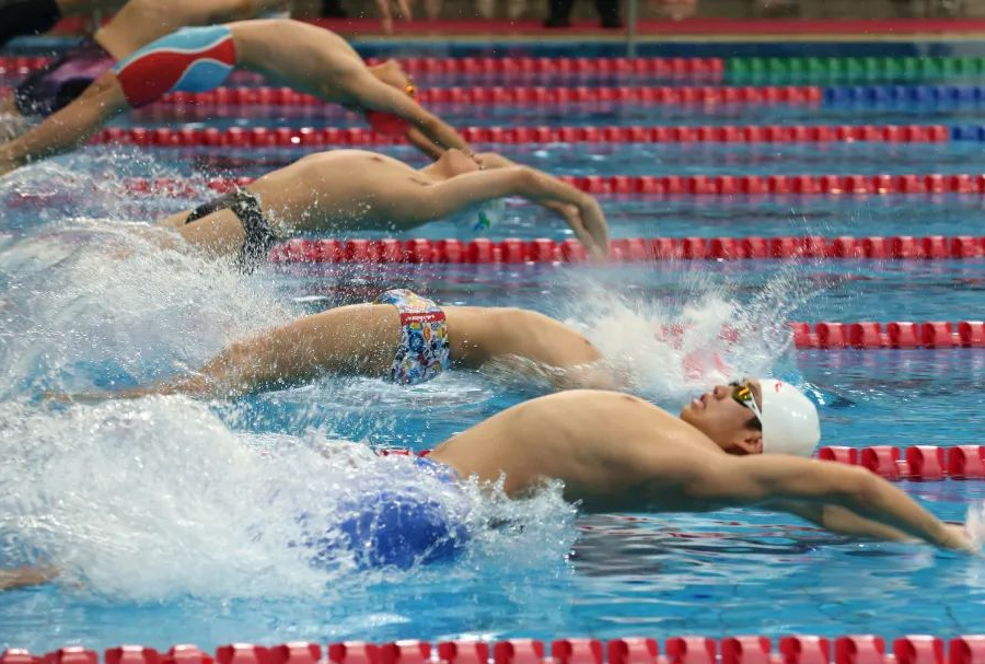 全市场：佛罗伦萨冬窗想签一名后卫，首选是切尔西的阿昌庞