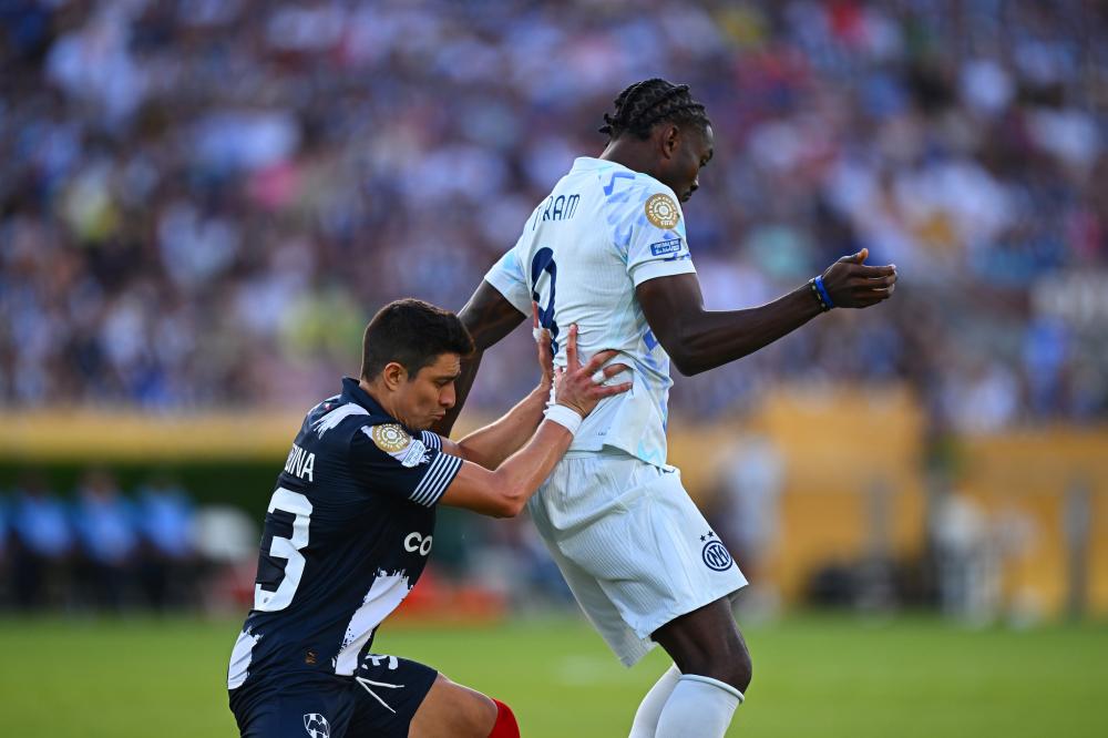 罗马诺：J罗将离开莱昂，2026年他将再度成为自由球员