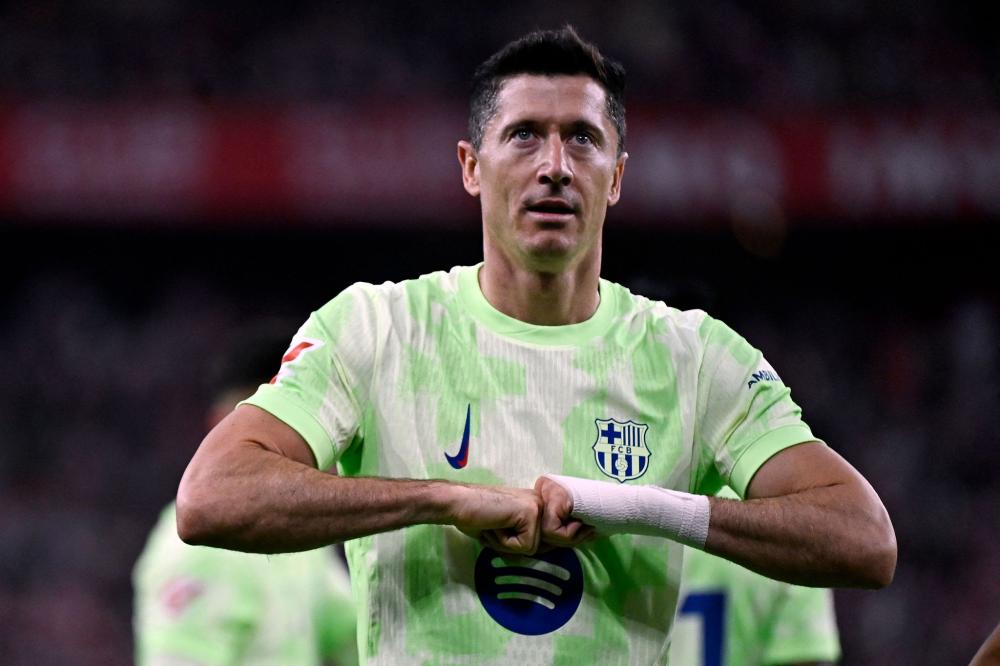 卡拉汉：新援加盟需要时间适应，现在还不是质疑斯洛特的时候